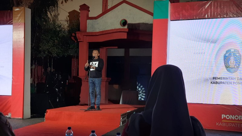 Bupati Ponorogo Sugiri Sancoko dalam acara peluncuran dan launching Calender of Event wisata Ponorogo 2023 dan Aplikasi Ponorogo Tourism di Dermaga Telaga Ngebel Ponorogo, Sabtu (11/2/2023).